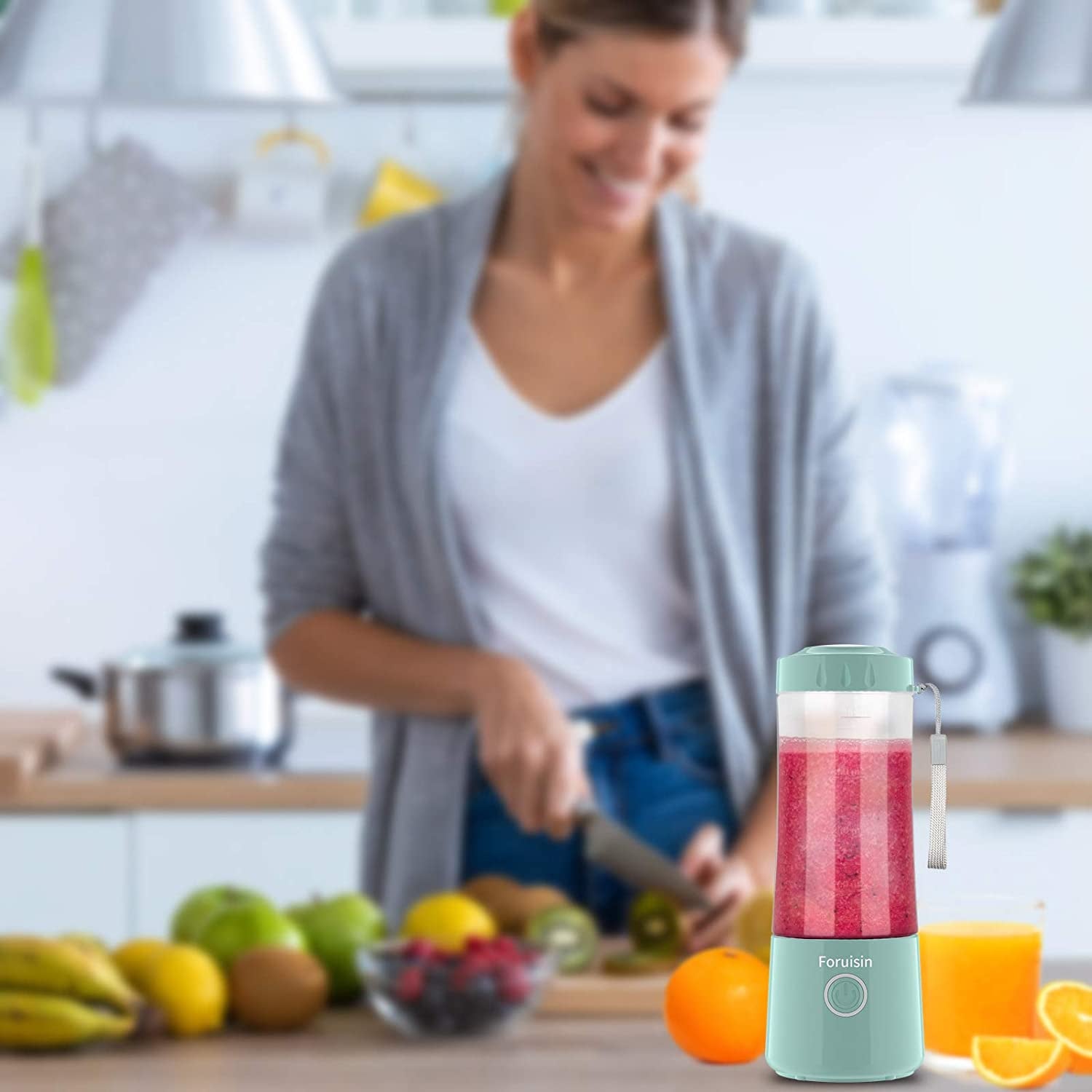 Licuadora Personal Portátil Recargable USB – Batidora de Smoothies y Jugos con Vaso de Viaje